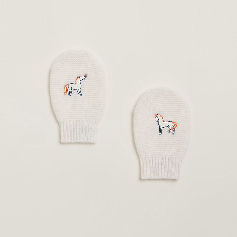 Hermes super cute mittens shops